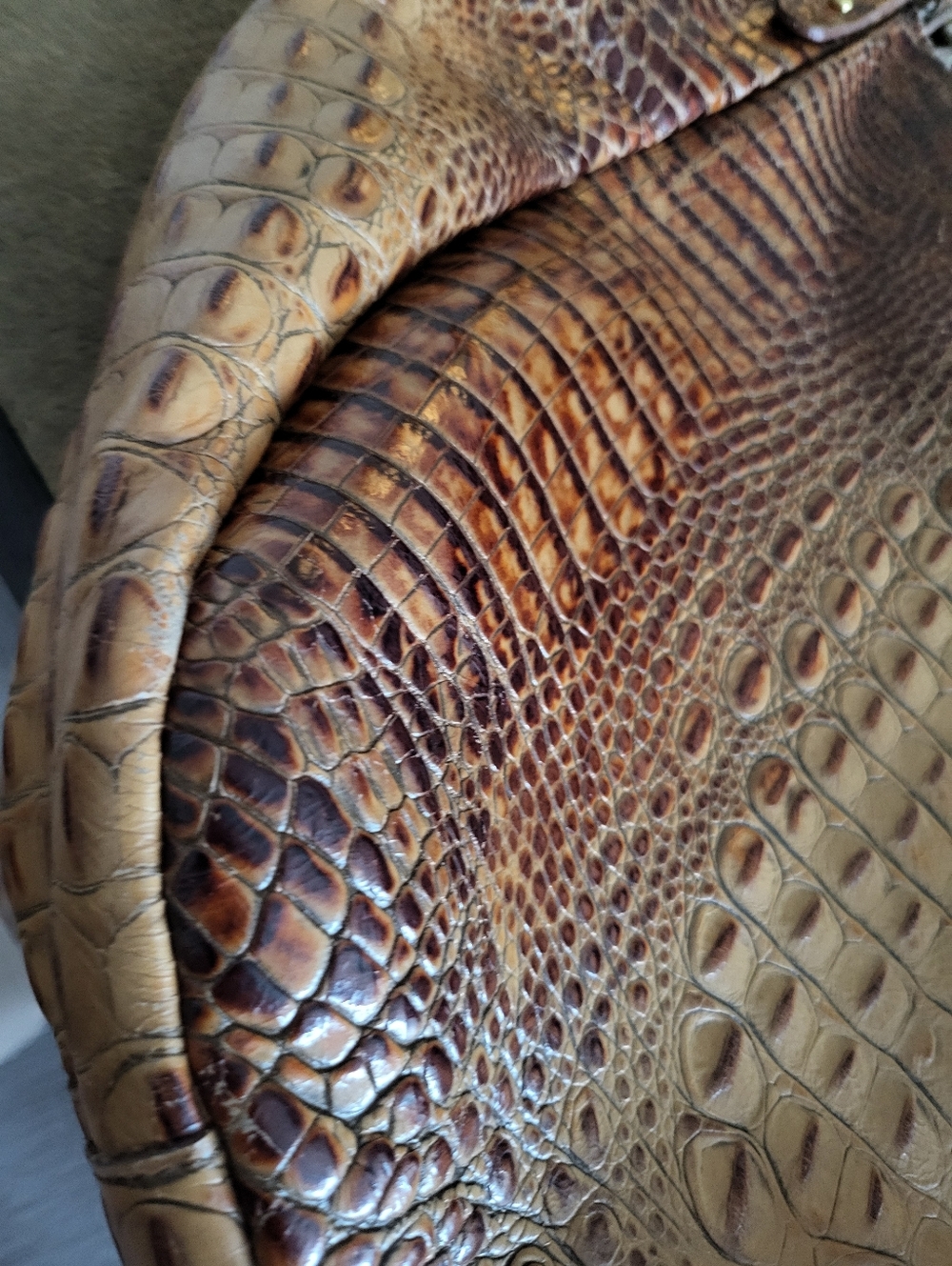 Brahmin Croc-embossed Leather Shoulder Bag/tote In Almond /brown. - Picture 11 of 16